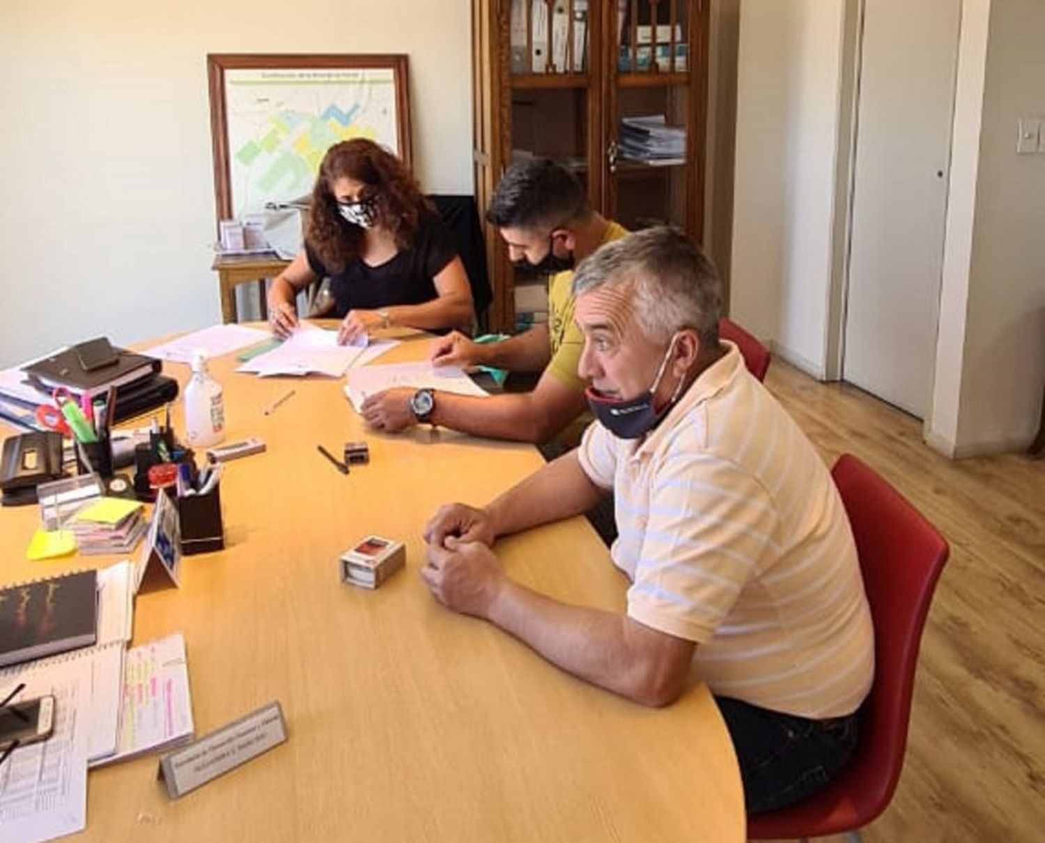 Acuerdo para desarrollar una huerta comunitaria agroecológica en Villa Aguirre