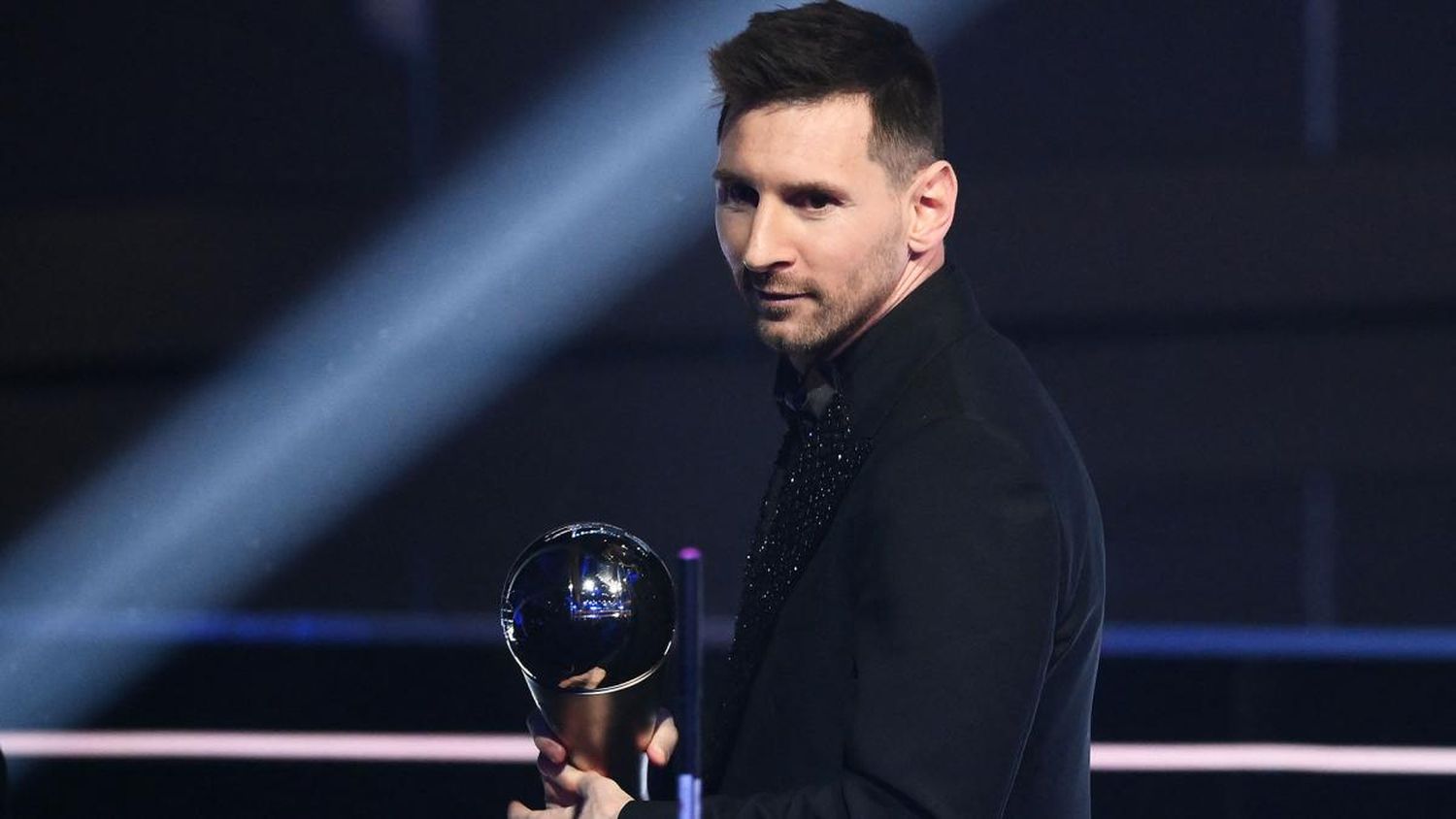 Con 16 presencias, Messi es el jugador que más veces formó el 11 ideal que votan los propios futbolistas. /Foto: AFP.