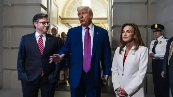 Trump busca apoyo republicano para su plan de recortes fiscales