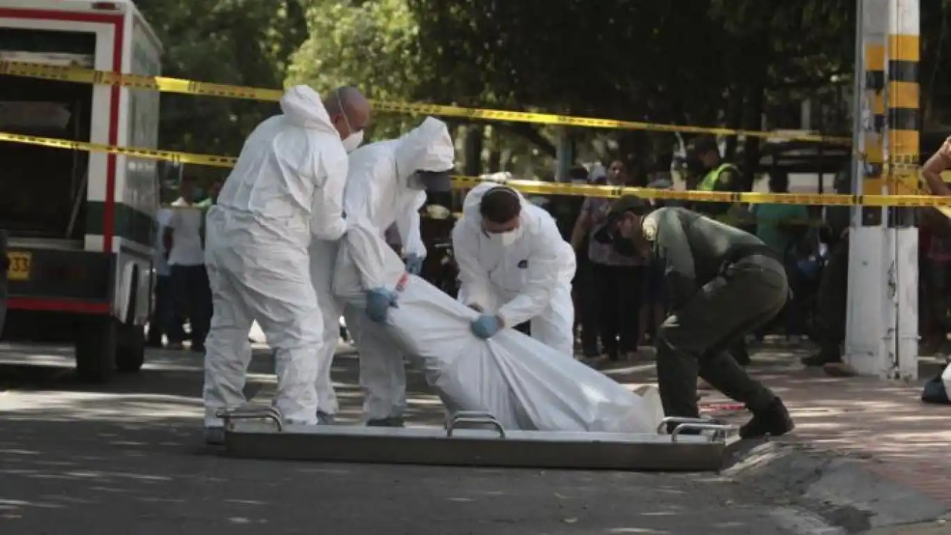 ¡RIÑA FATAL! Comenzaron bebiendo y terminaron matando a un venezolano