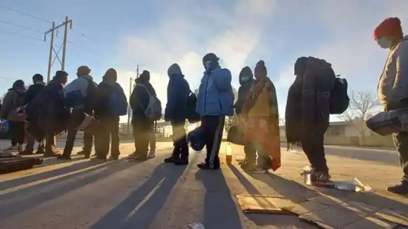 ¡COLETAZOS DE LAS POLÍTICAS DE TRUMP! Gobierno de Biden busca reunir a 998 niños migrantes con sus padres