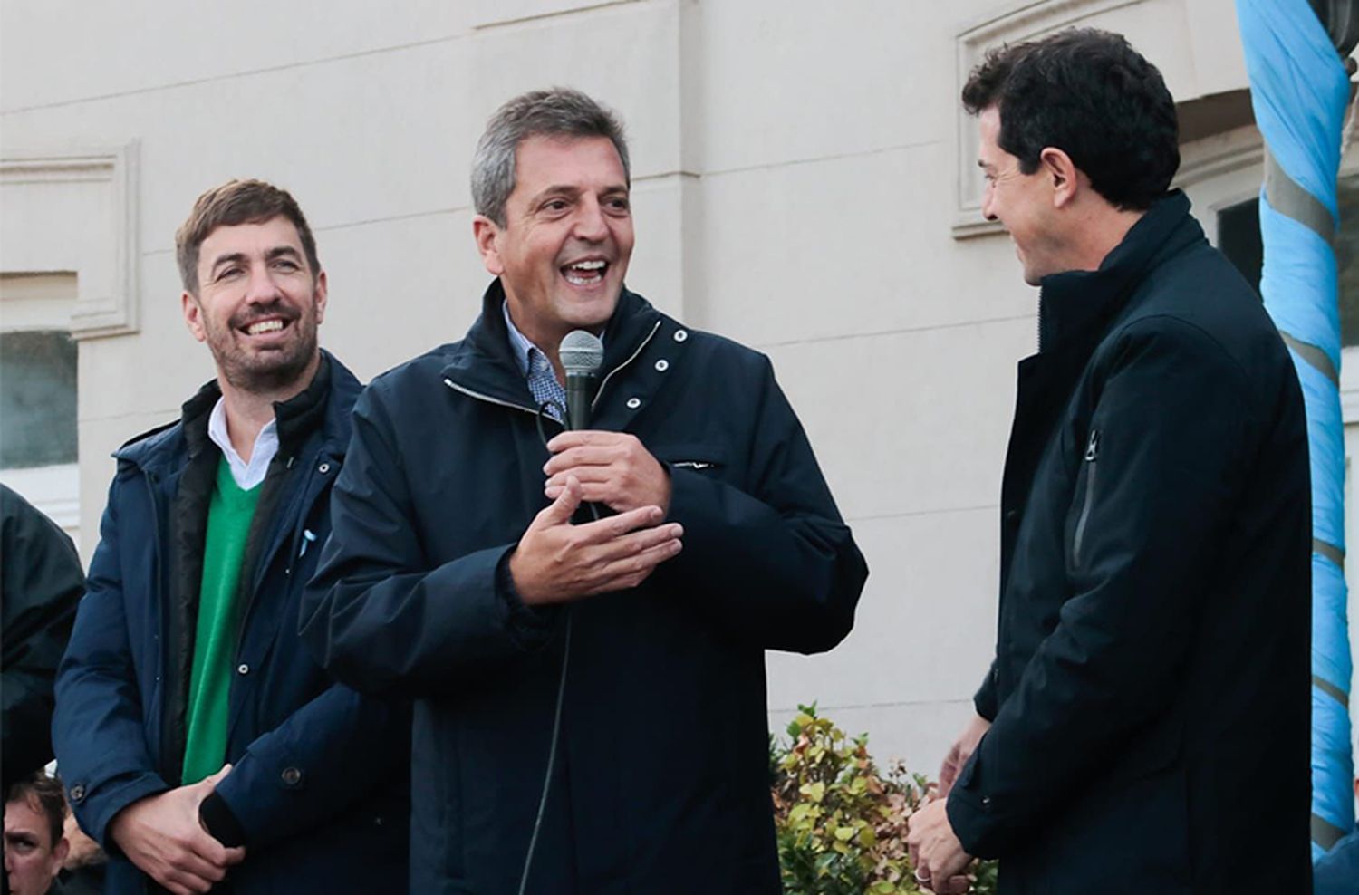 No faltó nadie: Massa llega a Mar del Plata para respaldar la campaña local