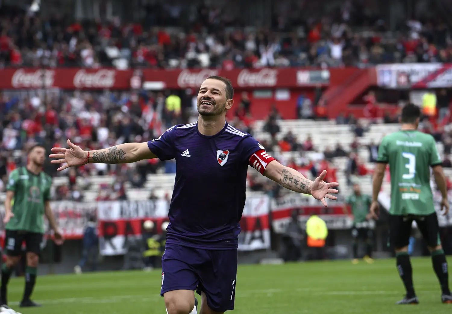 River quiere aprovechar su impulso ante Lanús