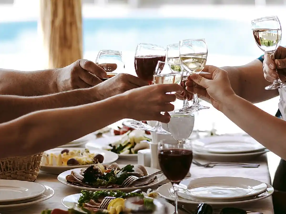 Especialista advierte por una “explosión de clandestinidad” el fin de semana en Córdoba