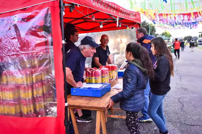 Puestos gastronómicos, stands municipales y venta de espuma acompañarán al Carnaval Infantil