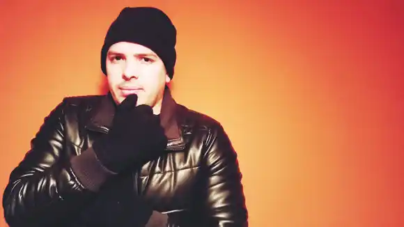 Venezolano cautiva el mundo con música urbana y retumba en plataformas digitales