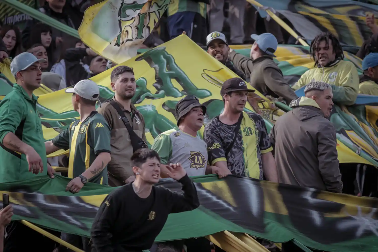 La hinchada de Aldosivi