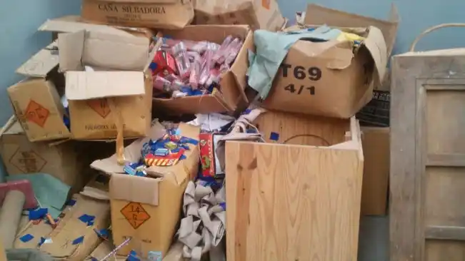 Clausuran depósito clandestino de pirotecnia en Berazategui