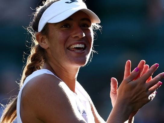 Histórica: Solana Sierra a octavos de Wimbledon y rompe una racha de 21 años