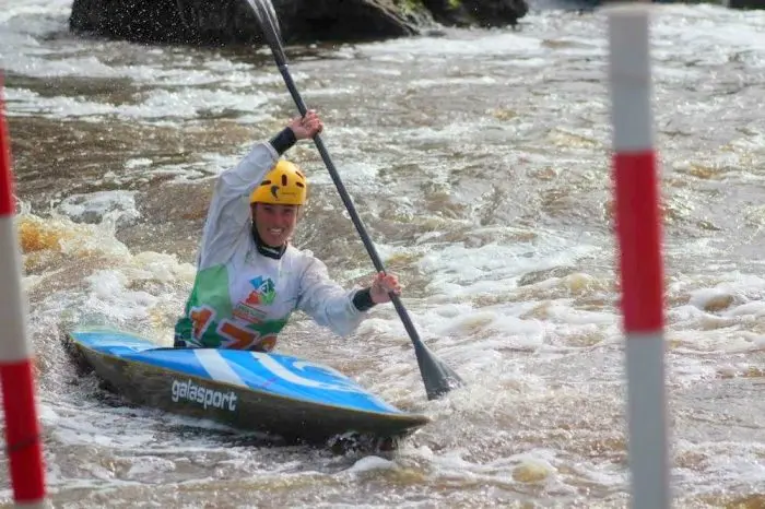 Fiesta del canotaje en el río