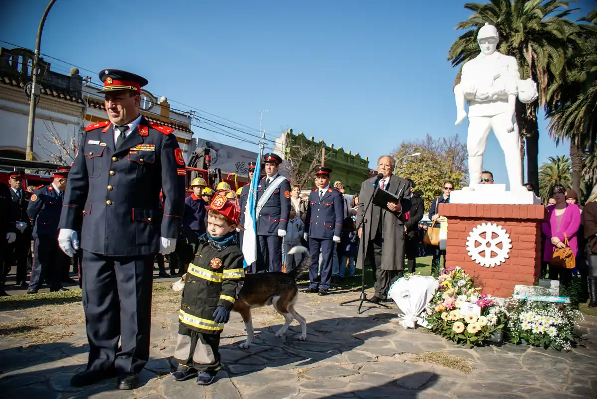 Luján: Proponen bautizar a una calle con el nombre de Bomberos Voluntarios