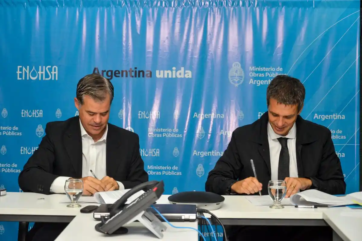 Piaggio anunció la renovación del sistema de agua potable del centro de la ciudad