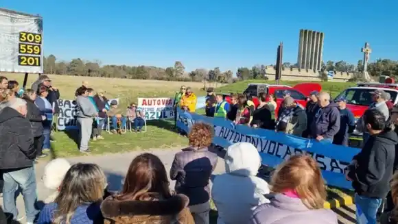 Banderazos en rutas bonaerenses para exigir obras y mejoras viales