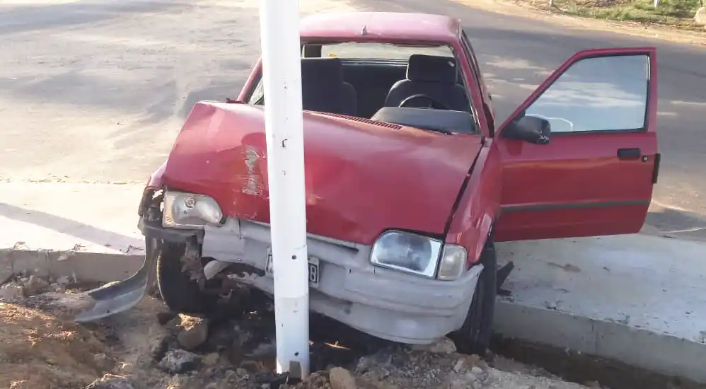 Chocó contra columna de luz