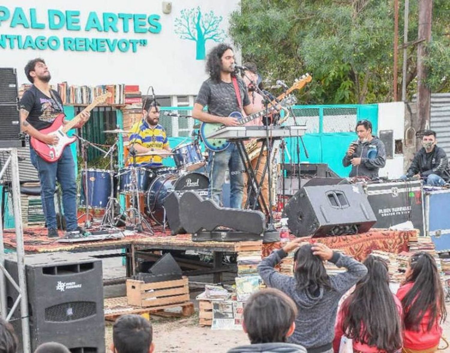 Celebraron el 16.º aniversario de la Biblioteca Popular Santiago Renevot