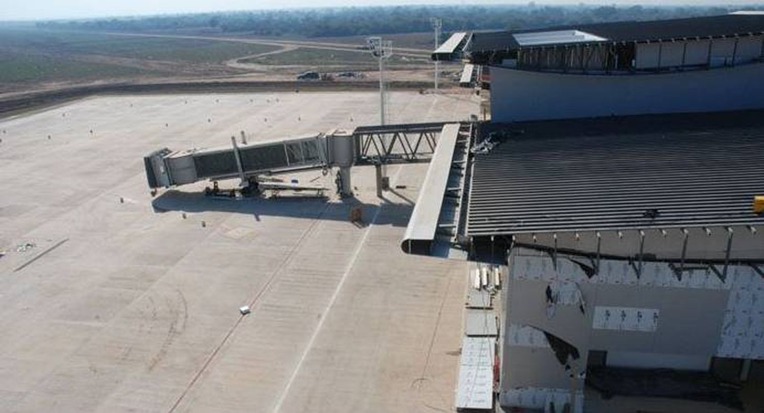 Aerolíneas Argentinas/Austral inauguró su ruta entre Buenos Aires y Termas de Río Hondo