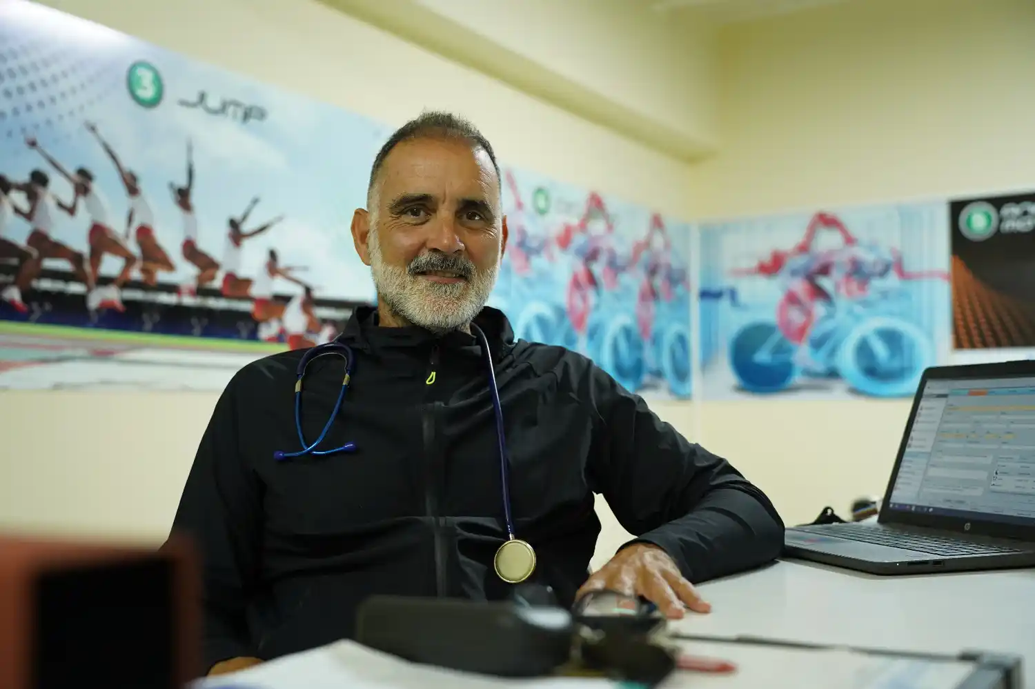 La mirada del doctor Sergio Vidal sobre la muerte súbita en jóvenes y la necesidad de controles deportivos.