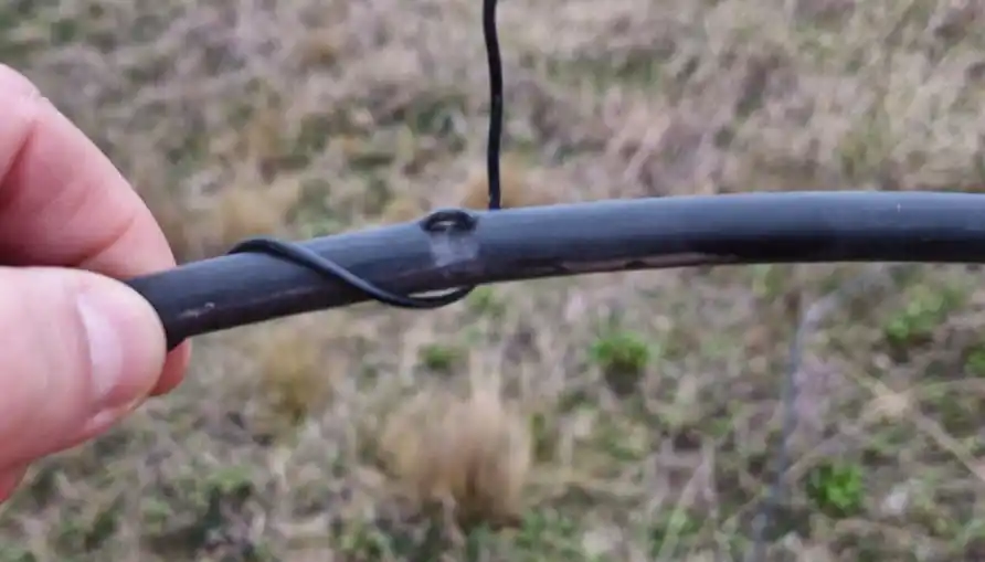 Vandalismo en zona rural: Eternet repuso un tramo de fibra óptica dañado