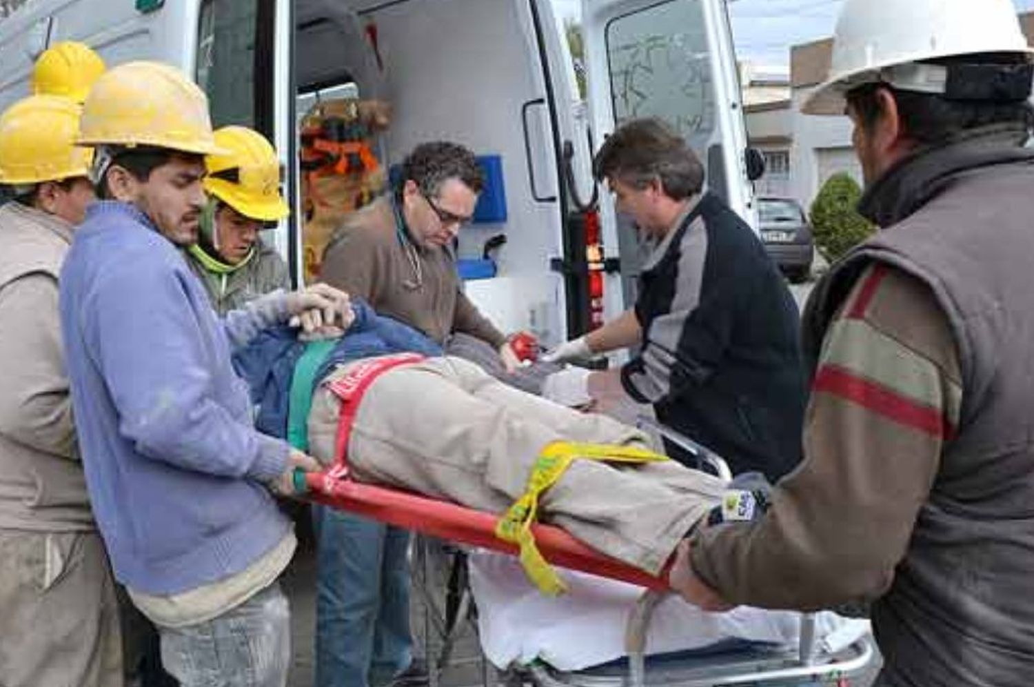 Se accidentó un obrero en una escuela de la ciudad de Santa Fe