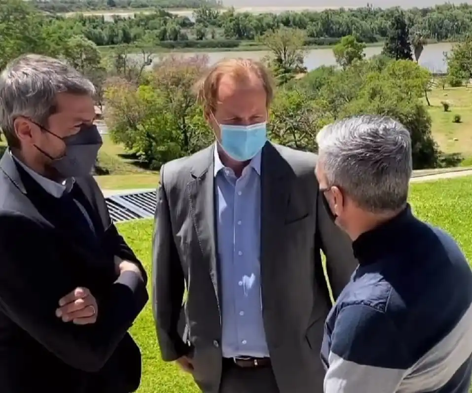 Anunciaron la construcción de 50 playones multideportivos en la provincia