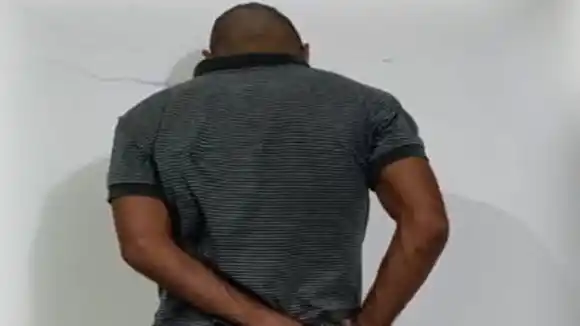 FIN DE MUNDO: detienen a depravado por intentar abusar de su madre de 70 años