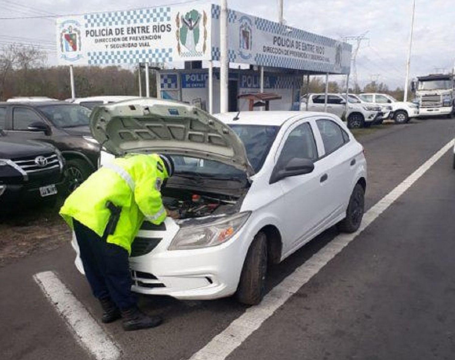 Le secuestraron el auto en un control y tuvo que irse caminando a su casa