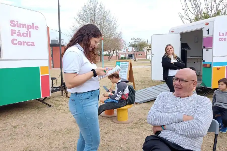 Rafaela en Acción permanecerá una semana más en la Plaza del Soldado
