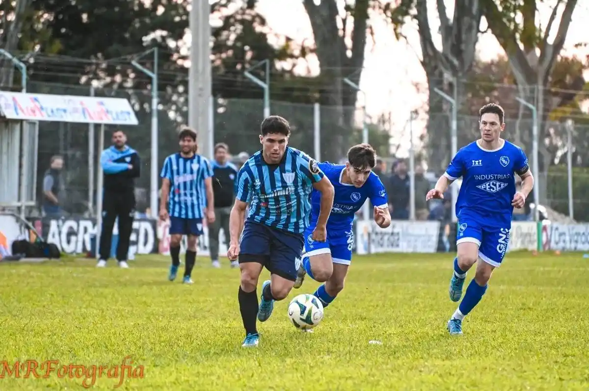 Tarde de clásicos por la divisional mayor del fútbol departamental.