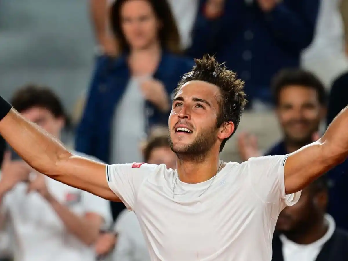 Etcheverry se mide con Zverev en los cuartos de final de Roland Garros 