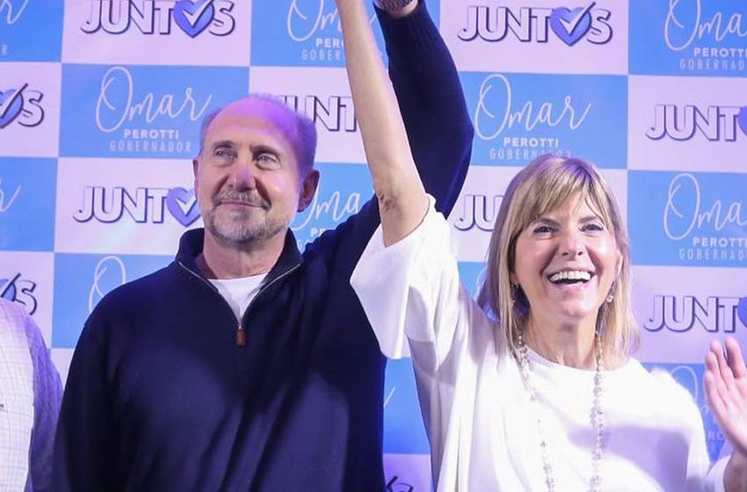 Omar Perotti y Alejandra Rodenas viajaron a Buenos Aires para acompañar a Alberto Fernández