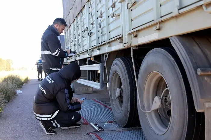 Los conductores quedaron imputados bajo el Artículo 29 de la Ley de Tránsito.