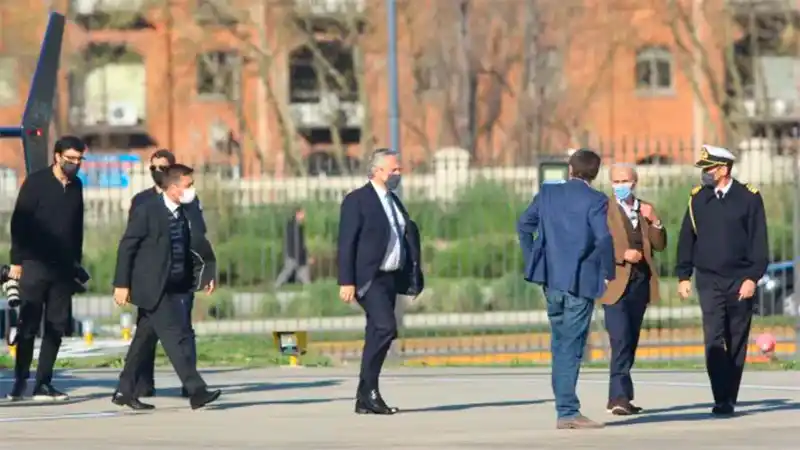 Alberto Fernández sumó respaldos y analizaría mantener su Gabinete