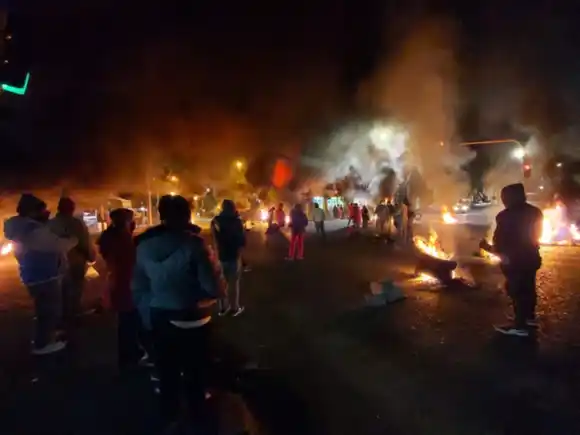 Juntos busca en la Legislatura bonaerense quitarle los planes a quienes corten las calles