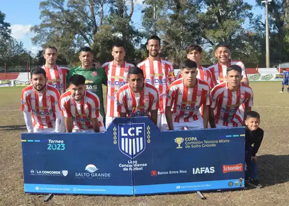 Libertad quiere mantener la punta y recibe a Victoria