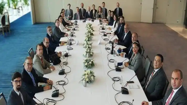Diálogo en Venezuela REGRESARÍA con la inclusión de la esposa de Alex Saab y entrega de activos congelados