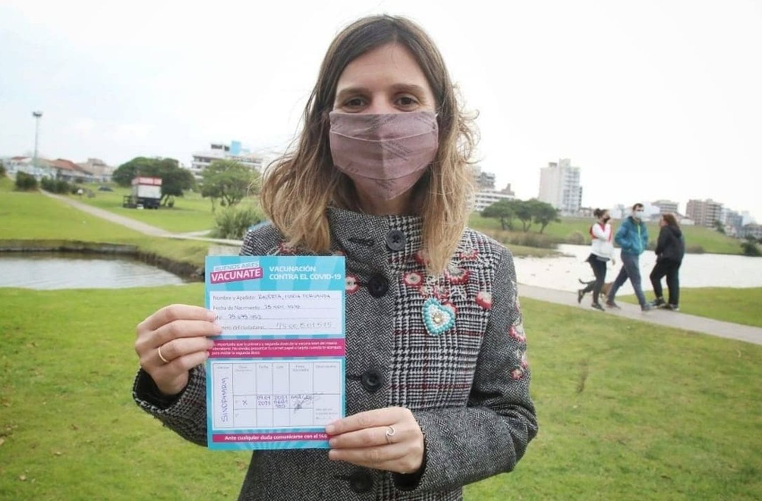 Raverta se vacunó en Mar del Plata