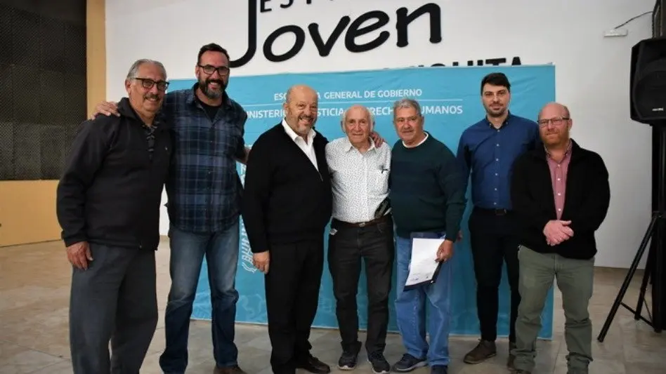 237 familias marchiquitenses firmaron la escritura de sus casas  