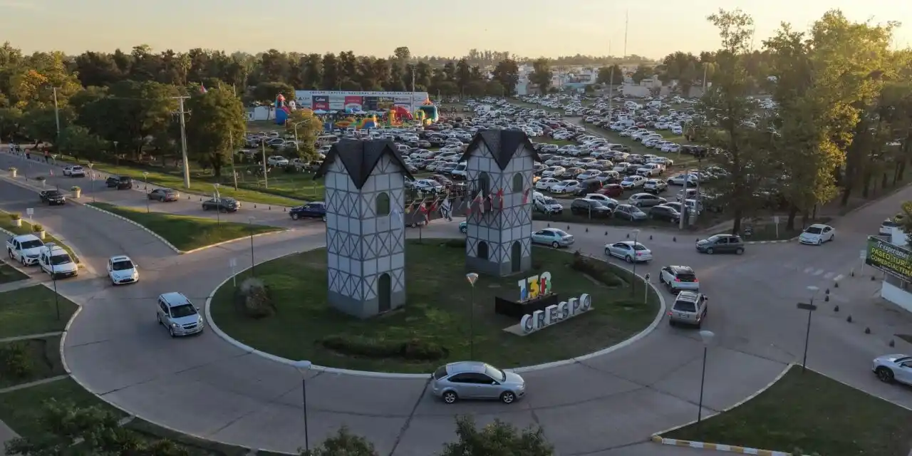 Crespo Emprende: más de 75 emprendedores dieron vida a la feria aniversario