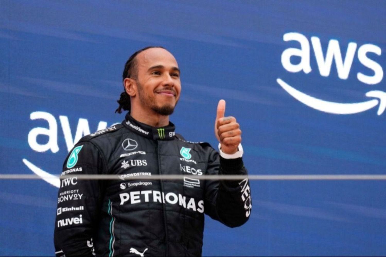 Lewis Hamilton le da deberes a Mercedes para alcanzar a Red Bull en 2024