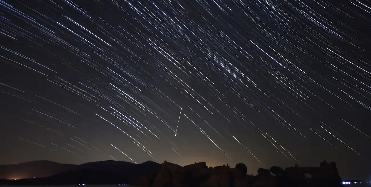 En 2026, el cielo nocturno brindará a los observadores un calendario de lluvias de meteoros