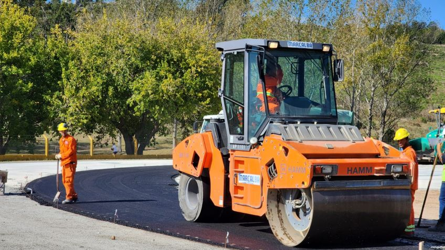 La Asociación Tandilense de Atletismo presentó los avances en la construcción de la pista municipal.