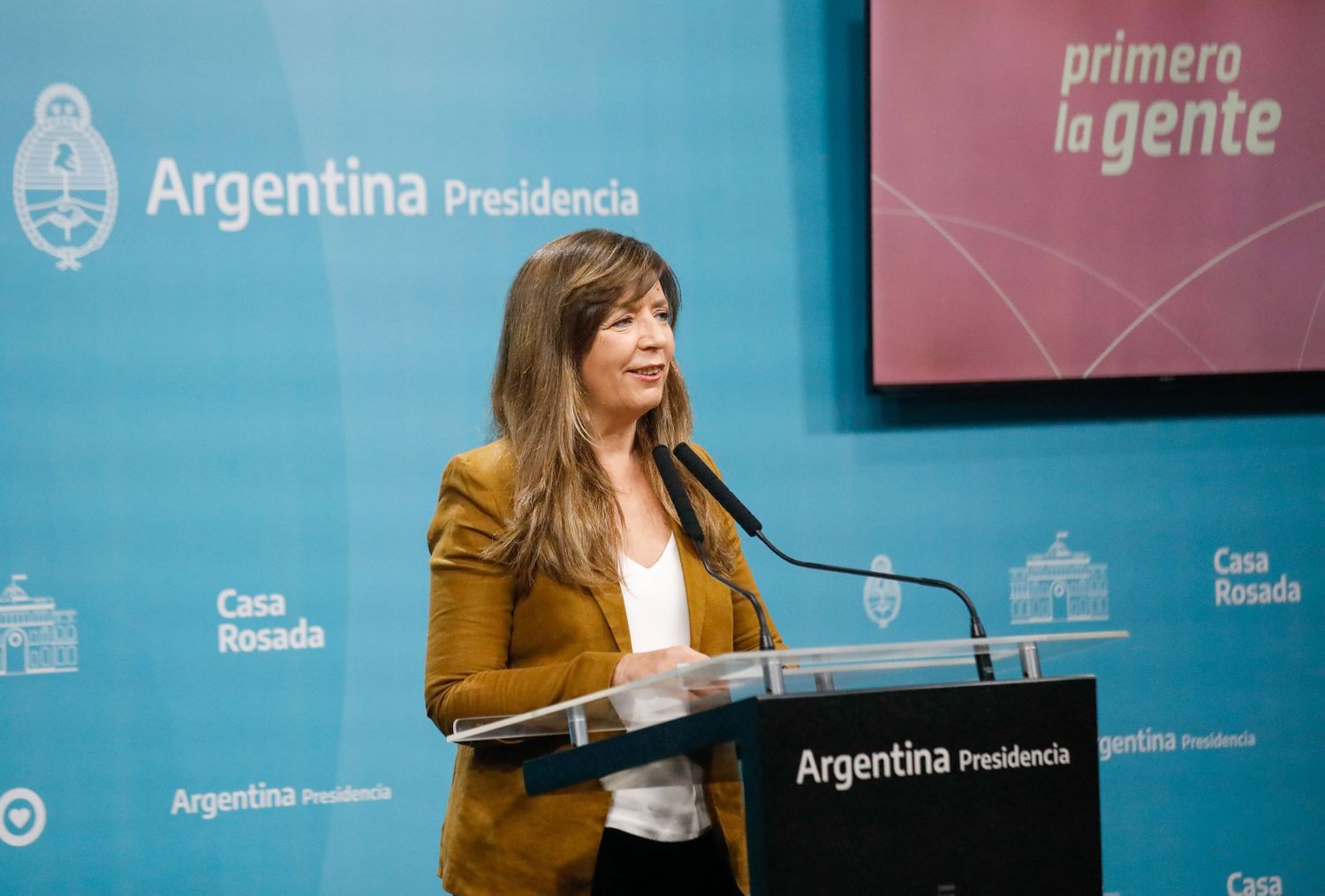 El Gobierno le pedirá al FMI un préstamo destinado al fortalecimiento de las reservas
