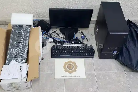 Un Policía, en su trabajo como remisero, frustró un intento de robo