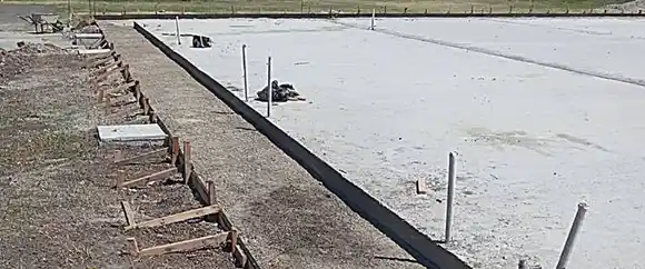 Continúa la ejecución de  la platea y obras  complementarias para el  hospital modular de Santa Elena