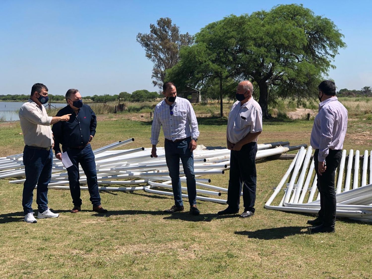 Se entregaron aportes para infraestructura y luminarias en “Laguna La Verde