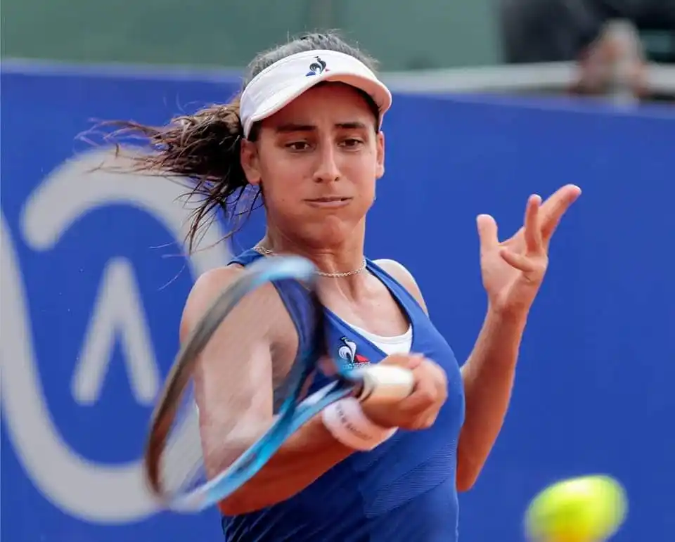 Carlé empezó bien en Uruguay.