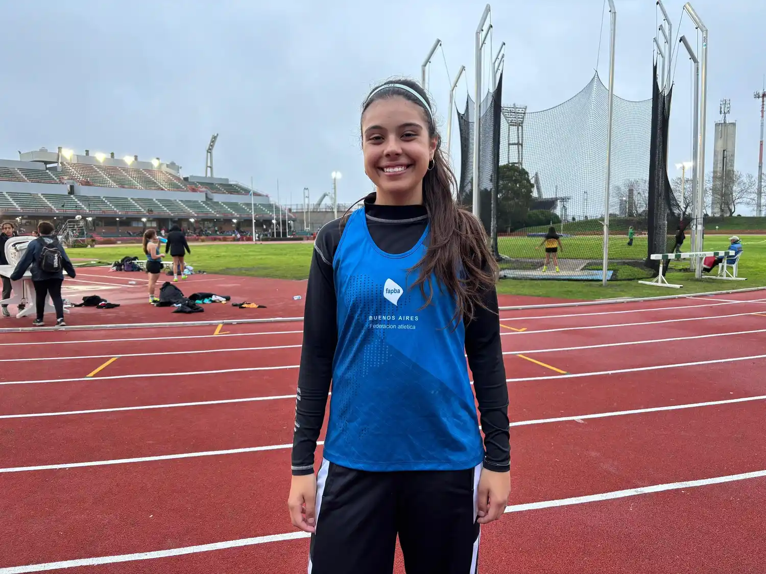La atleta de San Cayetano Paula Rizzi, entre las mejores del país en lanzamiento de disco