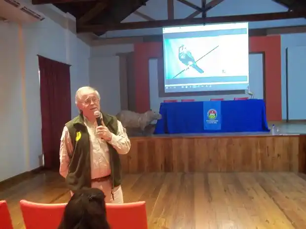Pasión por las aves del paraje lugareño