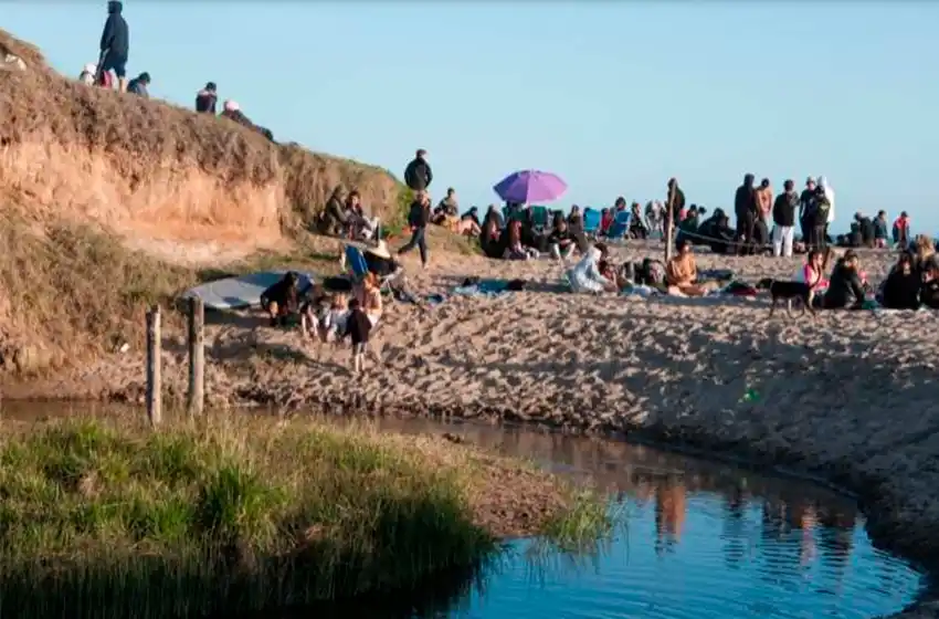 Asamblea Luna Roja: confirman la presencia de materia fecal en el Arroyo Loberia