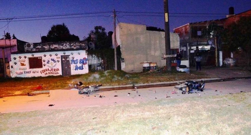 Siniestro vial dejó como resultado un muerto y una joven herida